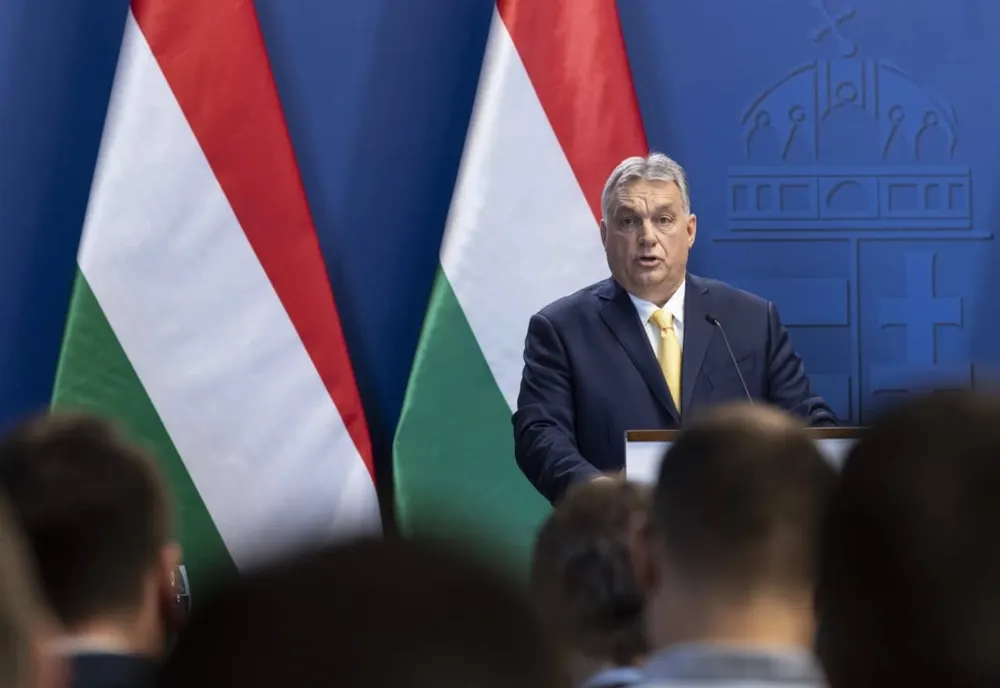 Benzina scumpă, profit uriaș! Cum finanțează Ungaria războiul lui Vladimir Putin și își păcălește cetățenii
