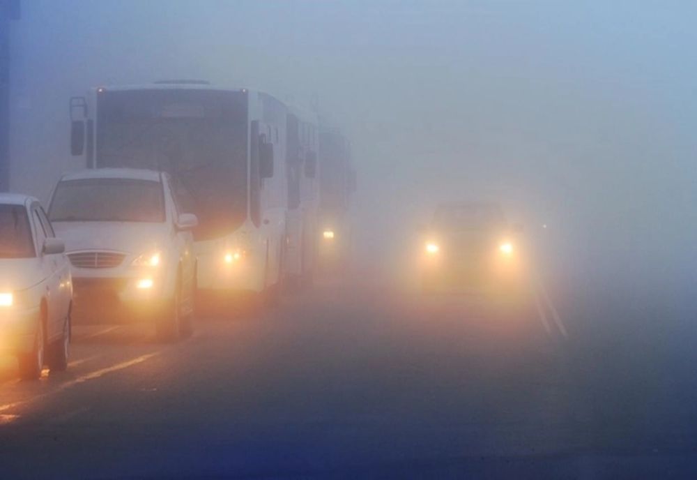 Infotrafic: Vizibilitate redusă pe mai multe drumuri din țară