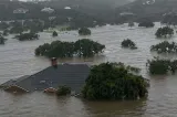 Inundații devastatoare în Texas. Două persoane au murit, iar autoritățile se pregătesc pentru un nou val de precipitații record