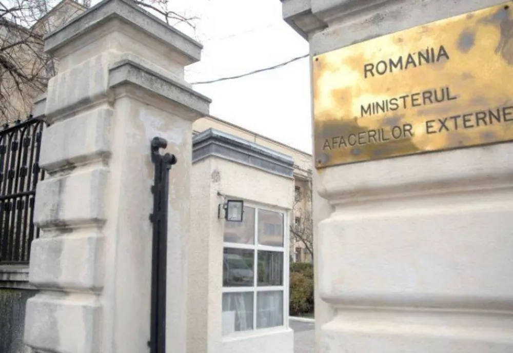 MAE: ATENȚIONARE DE CĂLĂTORIE PENTRU FRANȚA 