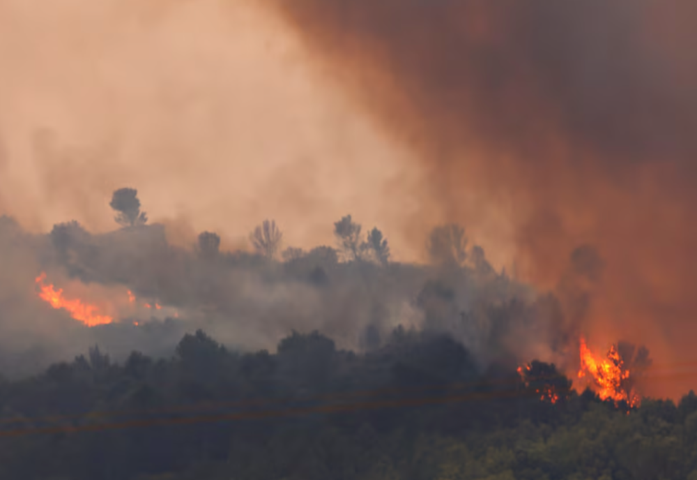 INCENDIU DEVASTATOR ÎN SUDUL FRANȚEI. O PERSOANĂ A DECEDAT