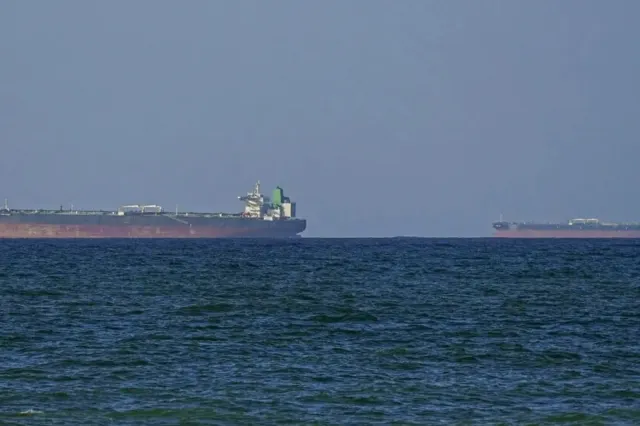 Atac cu drone în Marea Neagră, lângă Soci: un petrolier a luat foc